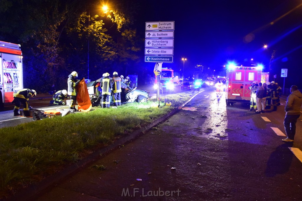 Schwerer VU Koeln Dellbrueck Bergisch Gladbacherstr Herler Ring P010.JPG - Miklos Laubert